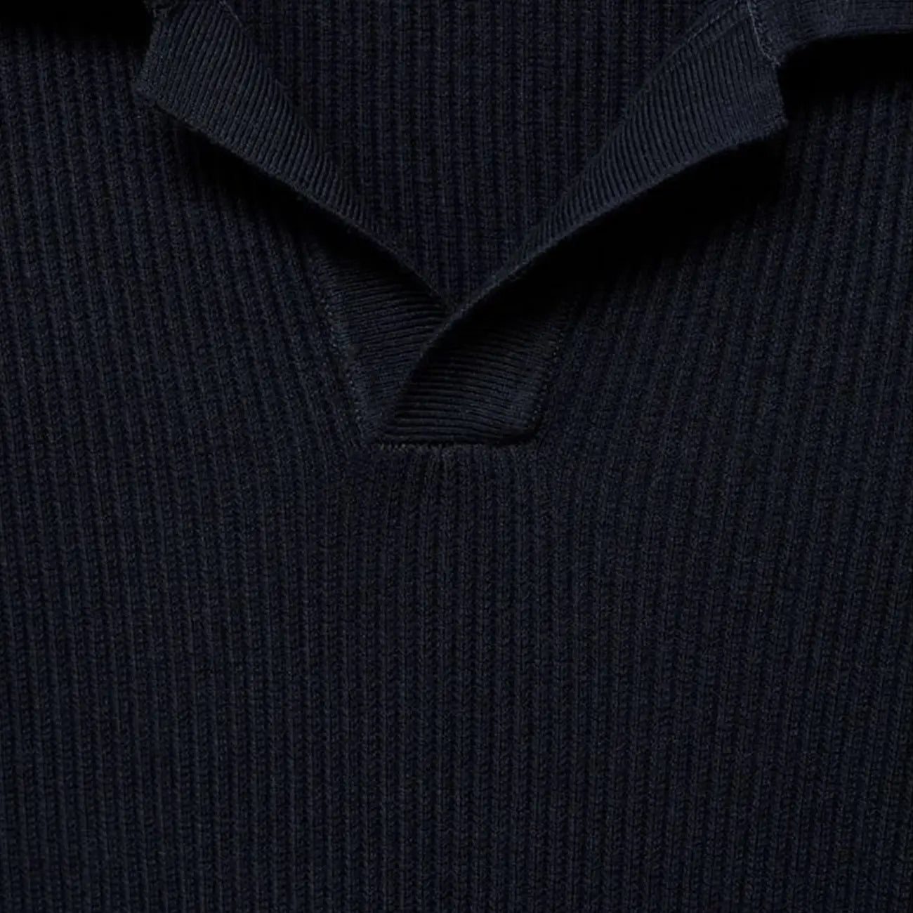 Men’s Ribbed Knit Sweater with Sport Collar